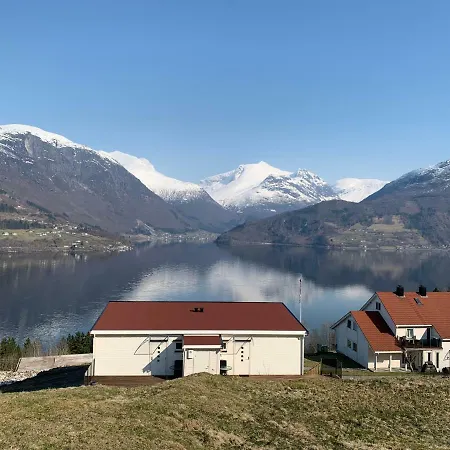Fjord Apartment Olden