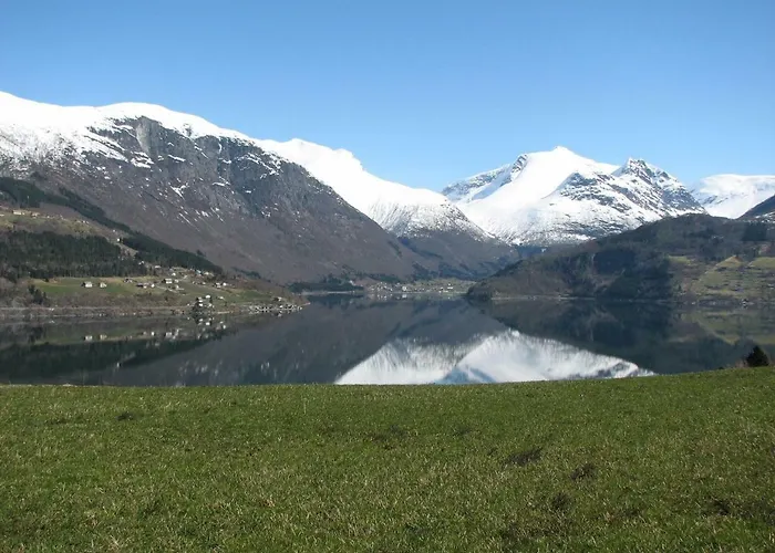 Fjord Apartment Olden